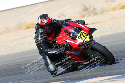 media/Jan-08-2022-SoCal Trackdays (Sat) [[1ec2777125]]/Turn 15 Inside (950am)/